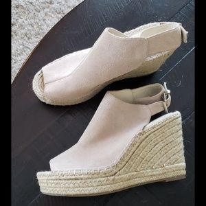 Kenneth Cole espadrilles Size 10 New